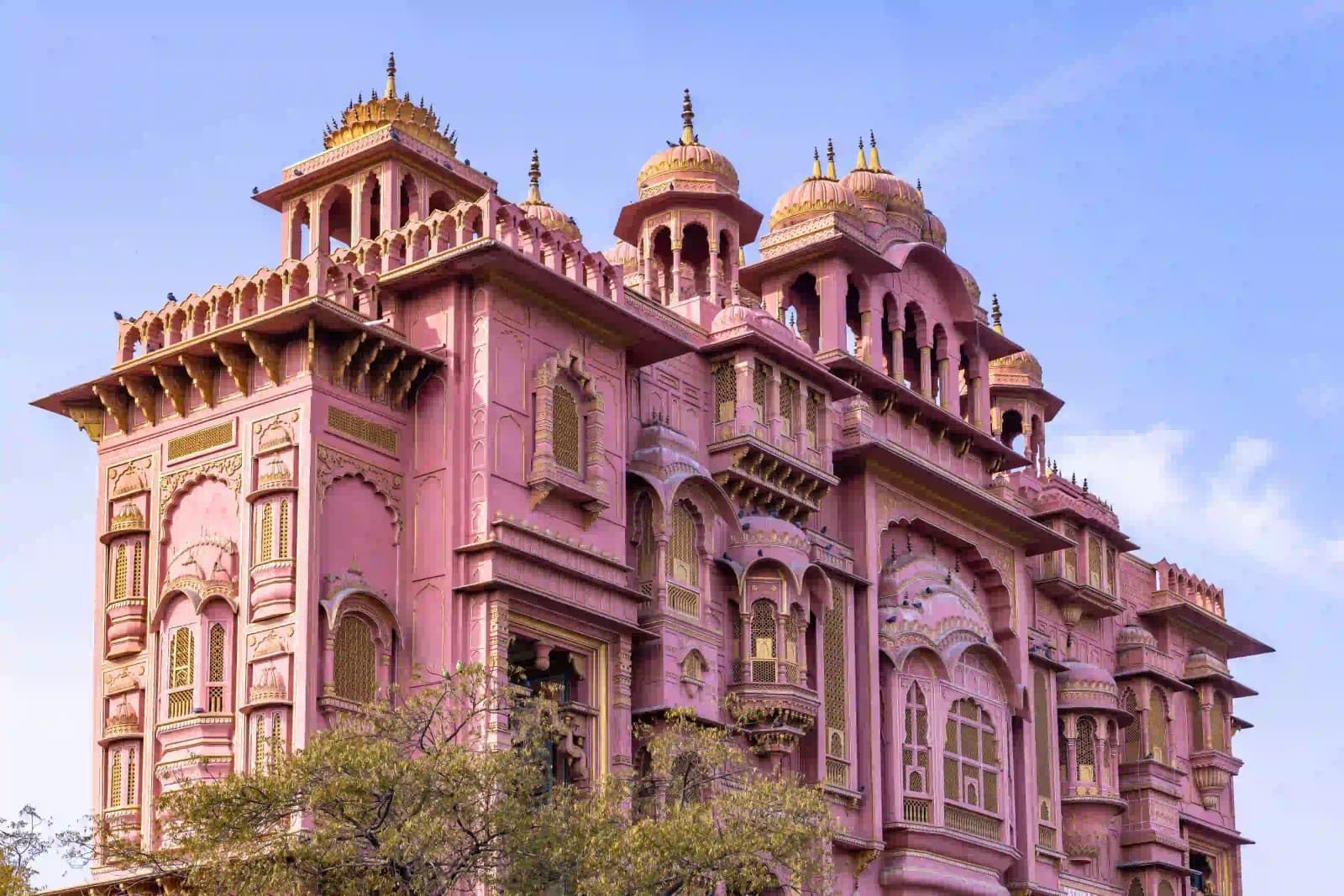What Is the Best 3-Day Delhi Agra Jaipur Tour Itinerary?